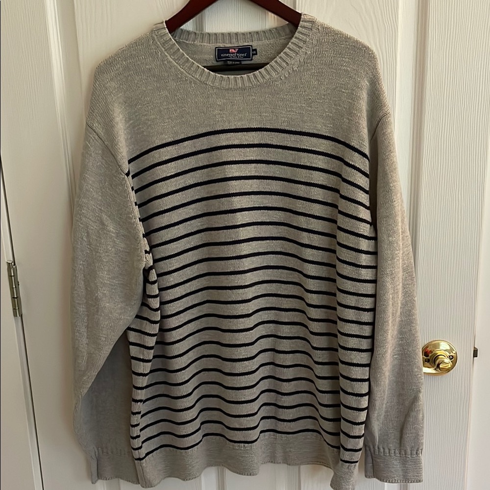 Vineyard Vines Gray and Black Crewneck Sweater
